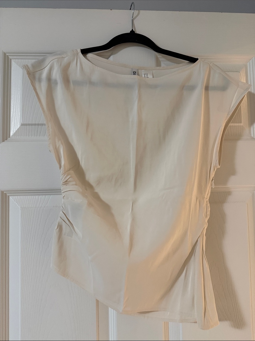 H&M Ivory Side-Ruched Cap-Sleeve Blouse